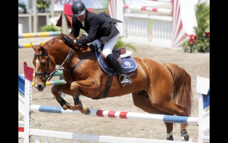 Jaime Azcárraga en la competencia ecuestre del Premio de Guadalajara Country Club. EL INFORMADOR ALFONSO CAMACHO  /