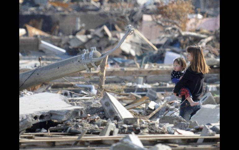 La alerta fue breve pues la Agencia Meteorológica de Japón descarta nuevo tsunami. AP  /