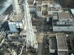 Un incendio en la planta nuclear de Fukushima posterior a las réplicas, fue extinguido rápidamente. AP  /