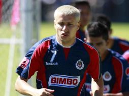 Adolfo Bautista durante un entrenamiento con Chivas. MEXSPORT  /