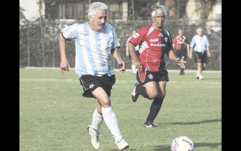 Emocionantes encuentros se esperan en la Liguilla de la Veteranos ''A''. ESPECIAL  /