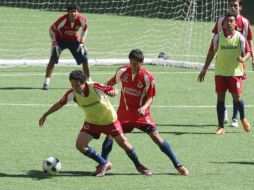 Sesion de entrenamientos del conjunto rojiblanco en el estadio Omnilife. A. CAMACHO  /