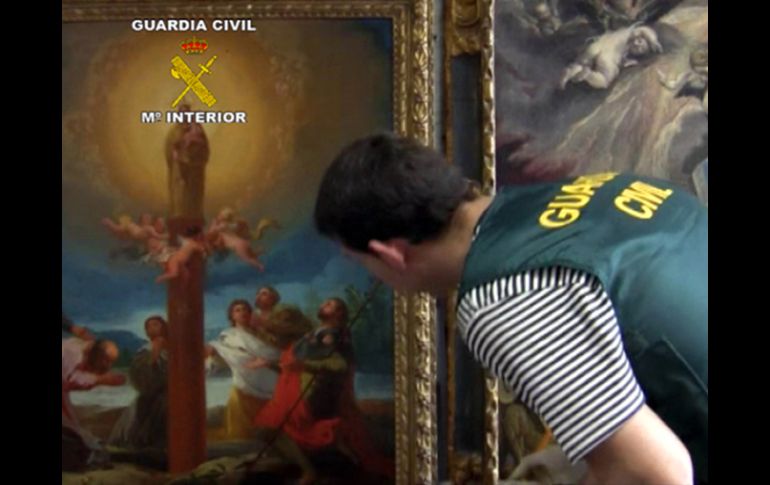 Las dos obras que se recuperaron fueron La aparición de la Virgen del Pilar, de Goya, y La Anunciación, de El Greco. AFP  /