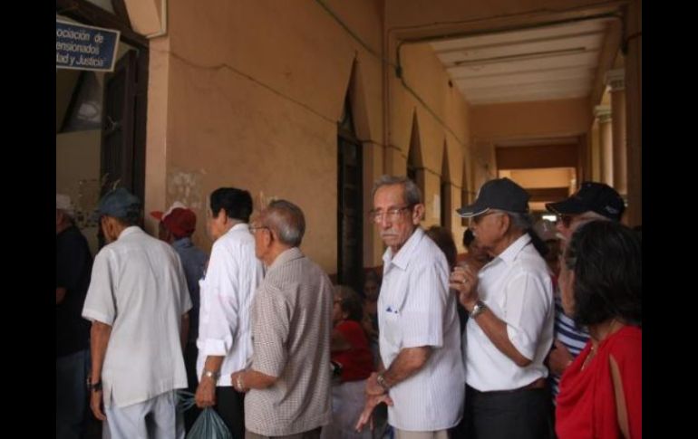 El Pensionissste ya entró a competir con el resto de las Administradoras de Fondos para el Retiro. ARCHIVO  /