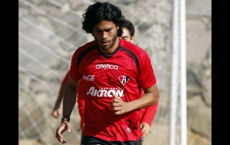 Fotografía de archivo del colombiano Wilman Conde en un entrenamiento del conjunto rojinegro. MEXSPORT  /