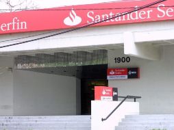 Santander destacó como el banco con mayor participación en este sector, con seis mil 357 millones de pesos otorgados. ARCHIVO  /