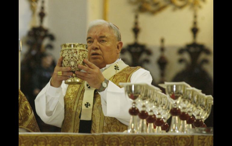 Durante el Triduo Pascual, el Cardenal Juan Sandoval pidió a los fieles dirigir oraciones por la reconciliación y la paz. M. FREYRIA  /