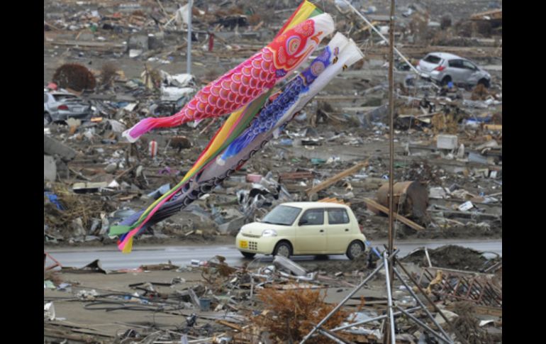 Los japoneses comenzarán la reconstrucción luego del tsunami que dejó miles de muertos. AFP  /