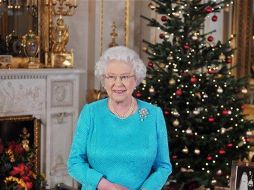 La reina da consentimiento a el príncipe Guillermo, para que contraiga matrimonio con Kate Middleton. AP  /