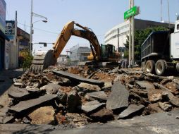 Ante el inicio de obras en Avenida Enrique Díaz de León, SVyT destina de momento ocho elementos para orientar a conductores. A. GARCÍA  /