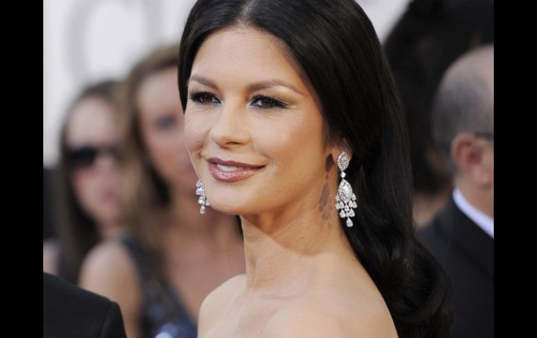 Zeta-Jones se integró al equipo de grabación de la película Playing the field. AP  /