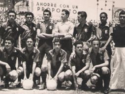 El cuadro rojinegro cuando ganó el campeonato del 51. FOTO ESPECIAL  /