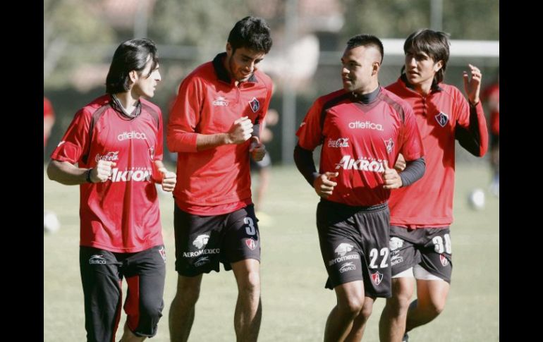 Gerardo Espinoza (izq.) trota acompañado de Vidrio, Pacheco y Chávez. E.PACHECO  /