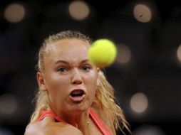 La tenista danesa Caroline Wozniacki durante un partido de semifinal del Torneo de Stuttgart. EFE  /