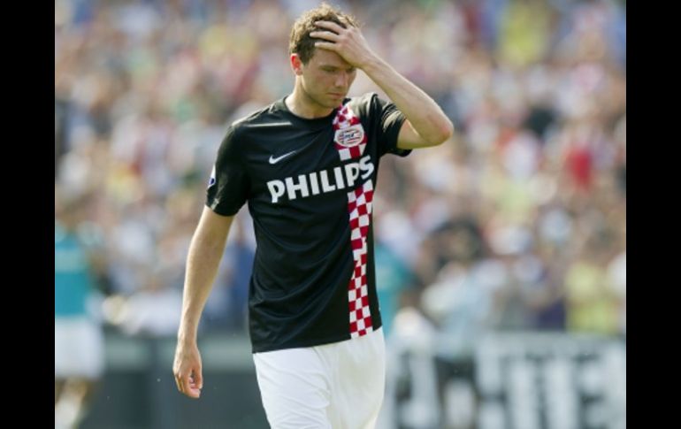 Marcus Berg del PSV se lamenta por fallar en una jugada. AFP  /