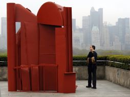 La escultura titulada ''Blazon'', en la imagen, es una de las que integran la muestra del artista en el Met de Nueva York. AFP  /