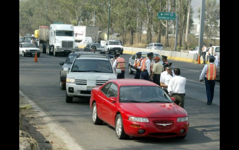 De acuerdo con la SVyT, en promedio ocurren 130 percances viales durante días hábiles. ARCHIVO  /