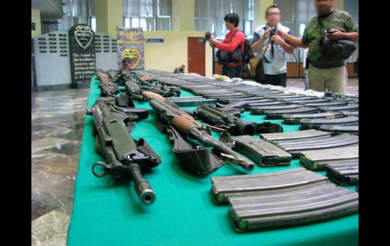 Los detenidos, las armas y la camioneta serán puestos a disposición del Ministerio Público. M. PATIÑO  /