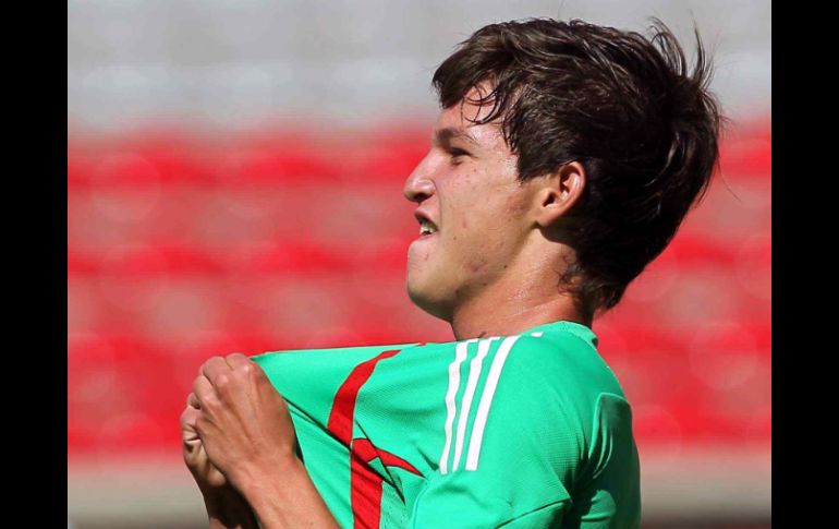 El delantero del Tricolor Sub-17, Carlos Fierro, festeja su anotación. MEXSPORT  /