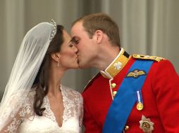 El día de hoy el príncipe Guillermo y Kate Middleton, ahora Catalina, se convirtieron en marido y mujer. AP  /