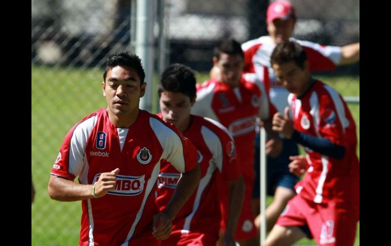 Marco Fabián se prepara para el último duelo del Clausura 2011. MEXSPORT  /