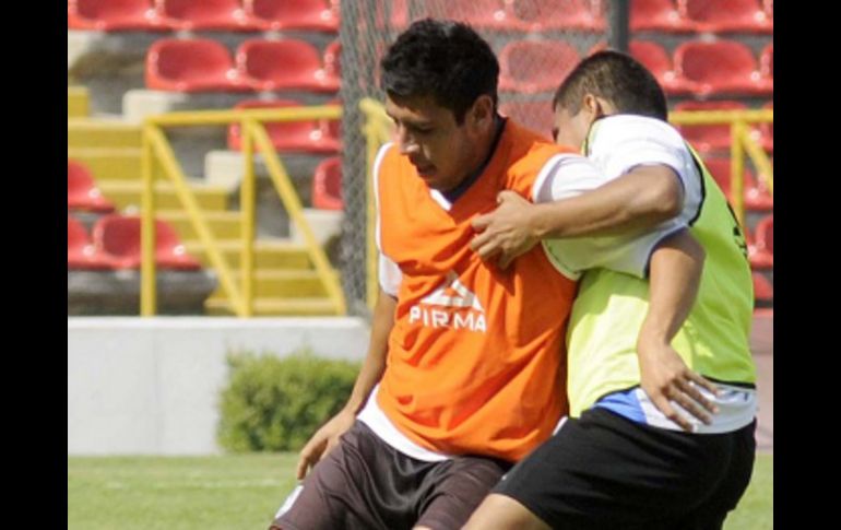 Los jugadores del Querétaro cumplen con una sesión de entrenamientos para el último partido. MEXSPORT  /