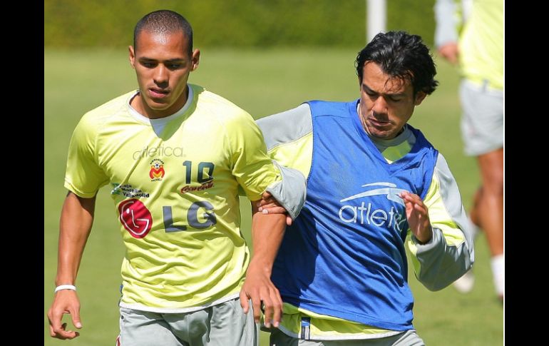 Leao Ramírez (izq.) en entrenamiento. MEXSPORT  /