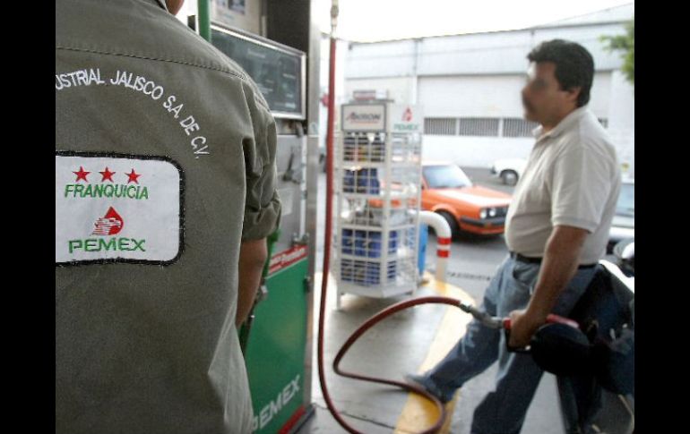 El pasado 24 de febrero, se aprobó una modificación al Reglamento para el Establecimiento de Gasolineras. ARCHIVO  /