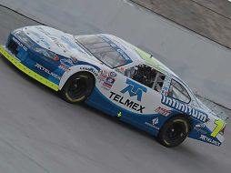 Toño Pérez busca hoy en Aguascalientes su primera victoria en la Nascar México 2011. ESPECIAL  /