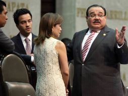 Jorge Carlos Ramírez y la panista Josefina Vázquez Mota, durante la clausura del periodo de sesiones en San Lázaro. EL UNIVERSAL  /