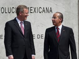 Christian Wulff, fue recibido por Calderón en la explanada a Francisco I. Madero de la residencia oficial de Los Pinos. AFP  /