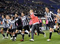 ugadores de Juventus celebran su triunfo sobre Lazio. EFE  /