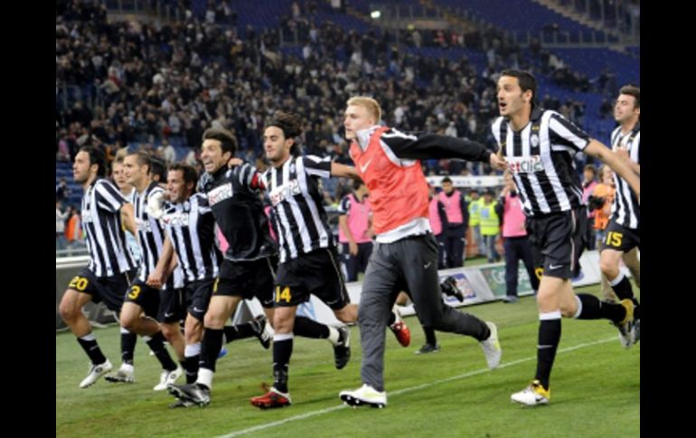 ugadores de Juventus celebran su triunfo sobre Lazio. EFE  /