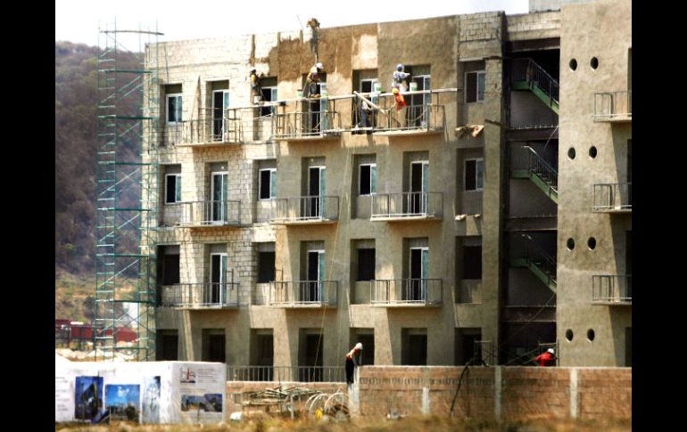 Durante el día de ayer los trabajos de construcción de la Villa Panamericana no se vieron afectados. A. HINOJOSA  /