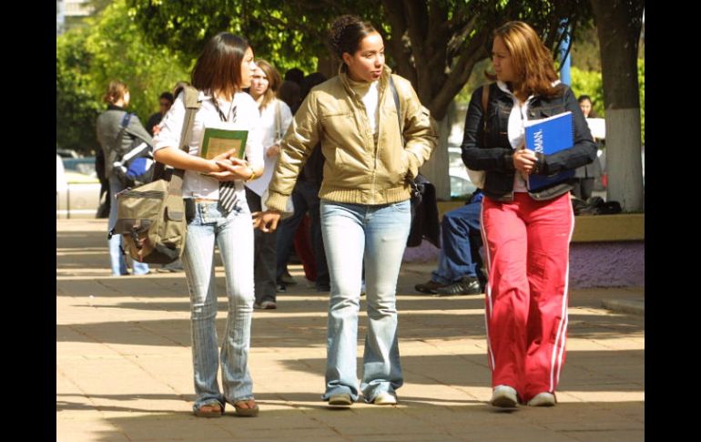 La Universidad Politécnica evitará que cientos de jóvenes de Tlajomulco se trasladen a la ciudad para continuar sus estudios. ARCHIVO  /