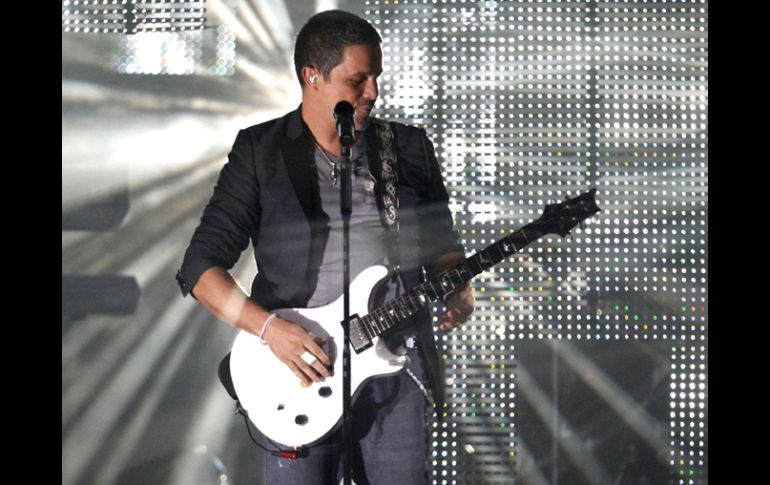 Alejandro Sanz es la estrella más esperada del concierto. EFE  /