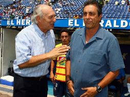 Héctor Hugo Eugui, ex entrenador de Puebla, junto a Tomás By de Morelia. MEXSPORT  /