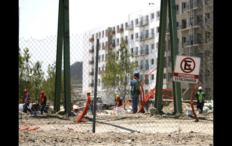 Tras el amparo concedido por la justicia federal, los trabajos de construcción de la Villa Panamericana siguen su curso. A. HINOJOSA  /