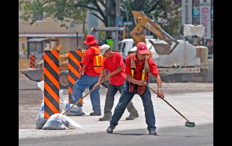 El crédito por mil 100 MDP es para pagar el programa de pavimentación con concreto hidráulico que está en marcha en la ciudad. S. NÚÑEZ  /