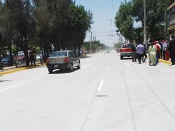 La avenida constó de la pavimentación con concreto hidráulico de los carriles con destino al centro de la ciudad. ESPECIAL  /