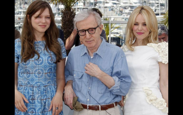 Lea Seydoux, Woody Allen y Rachel McAdams, durante la presentación de la película Medianoche en París. REUTERS  /