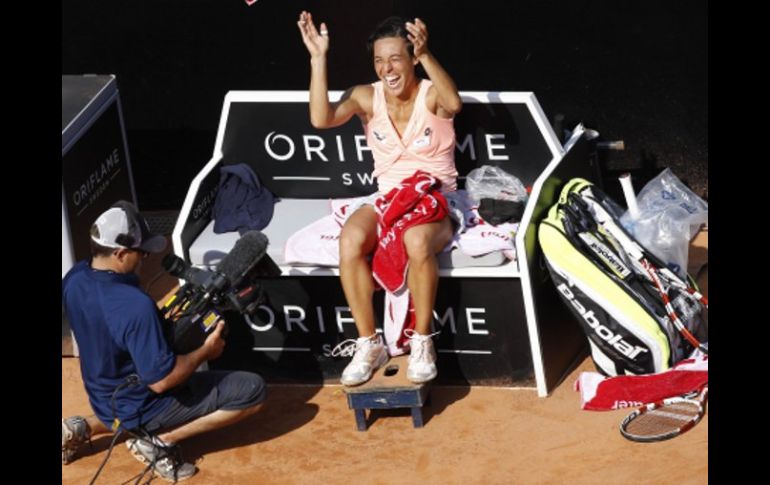 Francesca Schiavone festeja tras conseguir el pase a la siguiente ronda en Roma. REUTERS  /