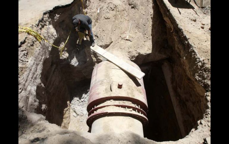 Recursos destinados al programa Todos con Agua, que proveería a colonias del líquido, fueron desviados. ARCHIVO  /