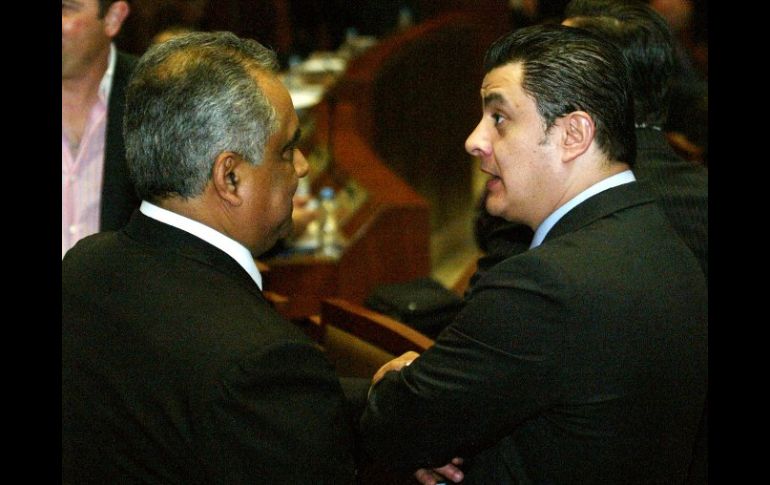 Raúl Vargas (izq) y José María Martínez coincidieron en que nunca se dio nungún tipo de negociación para ocultar información. E.BARRERA  /