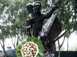 El Monumento al maestro se encuentra en la confluencia de las avenidas Alcalde y Normalistas. A. CAMACHO  /