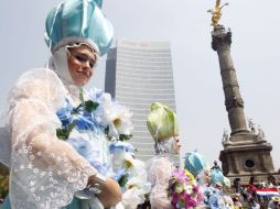 El monumento del Ángel de la Independencia fue testigo del inicio de la 'Feria de las Culturas Amigas 2011''. ELUNIVERSAL  /