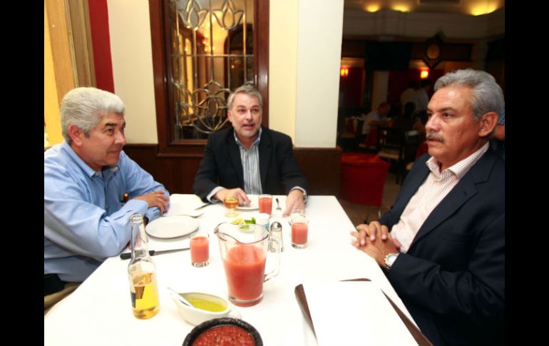 La comida entre los tres panistas que han gobernado Jalisco es síntoma del reacomodo de alianzas y estrategias. A. GARCÍA  /