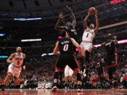 Acción del primer partido de la final de la Conferencia Este entre Chicago y Miami. AFP  /