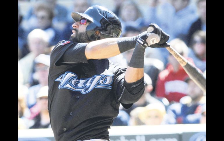 José Bautista conectó por vez primera en su carrera tres cuadrangulares en un partido. AP  /