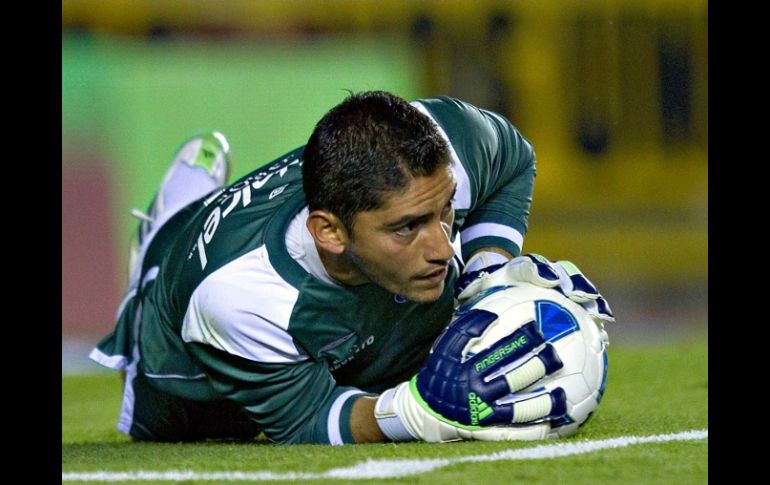 Jesús Corona, portero de La Máquina ha quedado fuera de la Selección mexicana. MEXSPORT  /